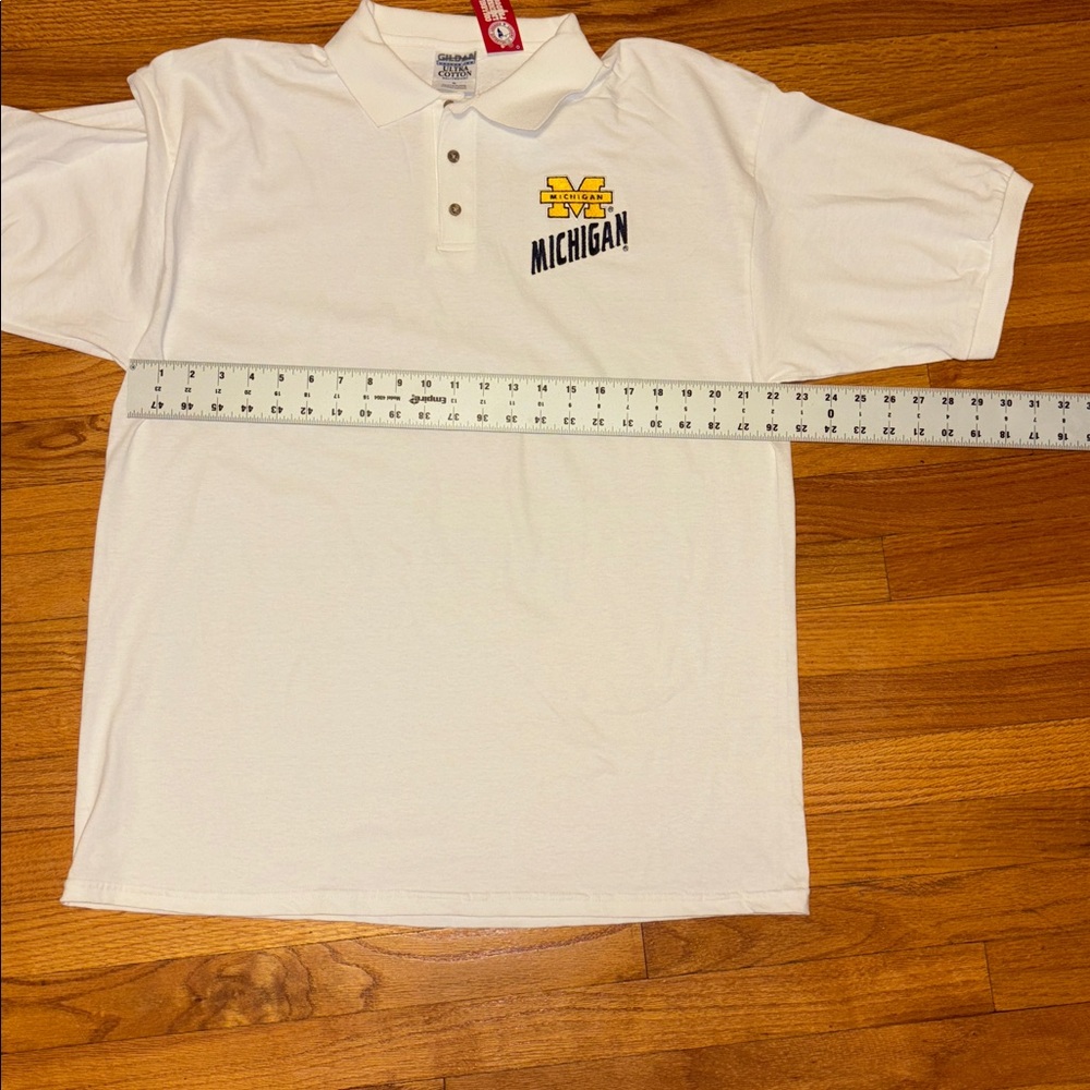 NWT University of Michigan Polo Shirt - White Gildan Size XL - Picture 5 of 6
